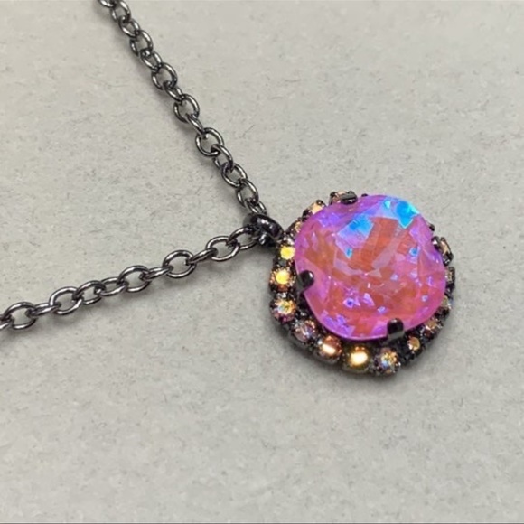 Handmade Pink Swarovski Crystal Necklace - Picture 2 of 12